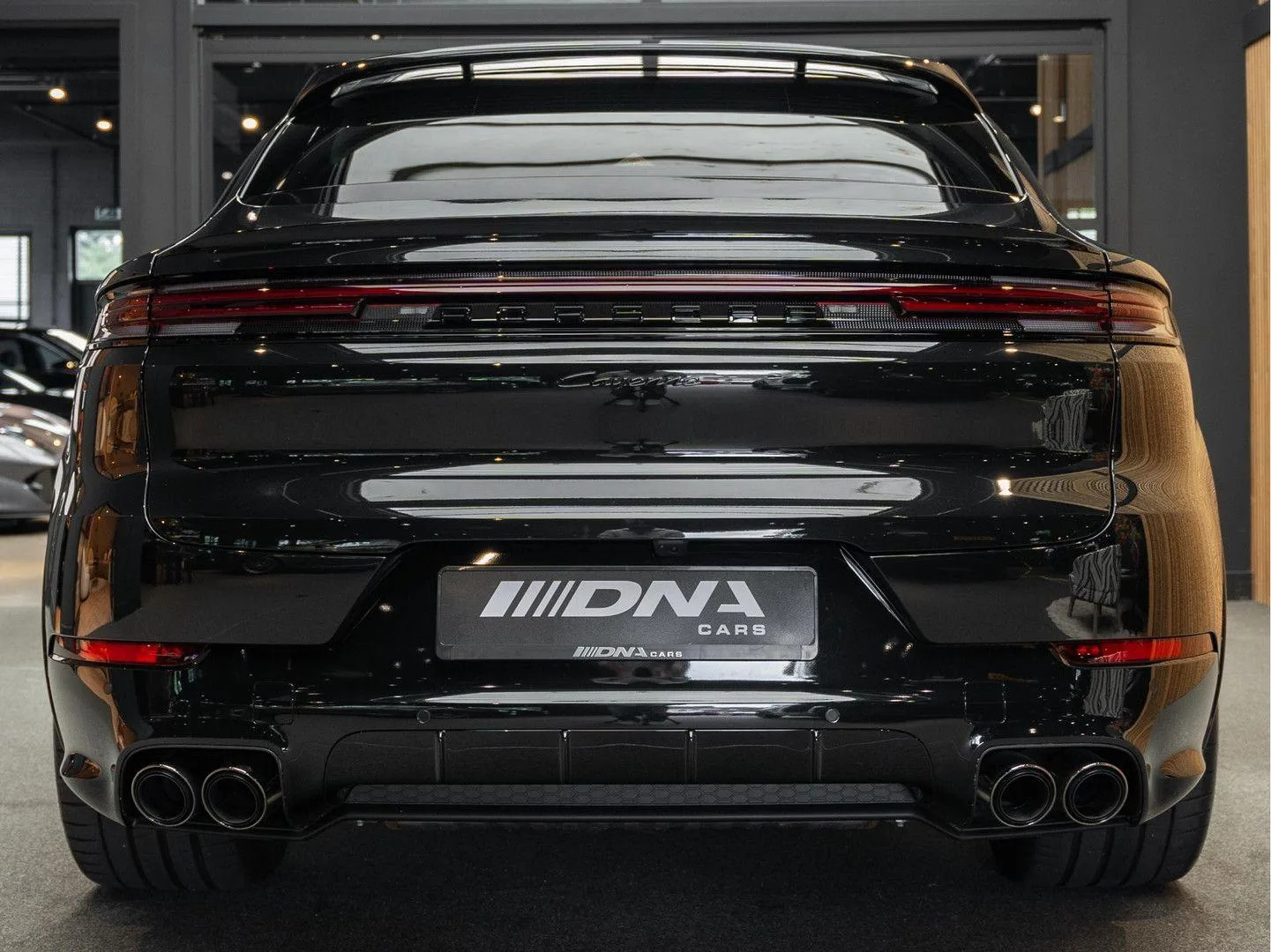 2024 Porsche Cayenne E-Hybrid Coupé, 4/30
