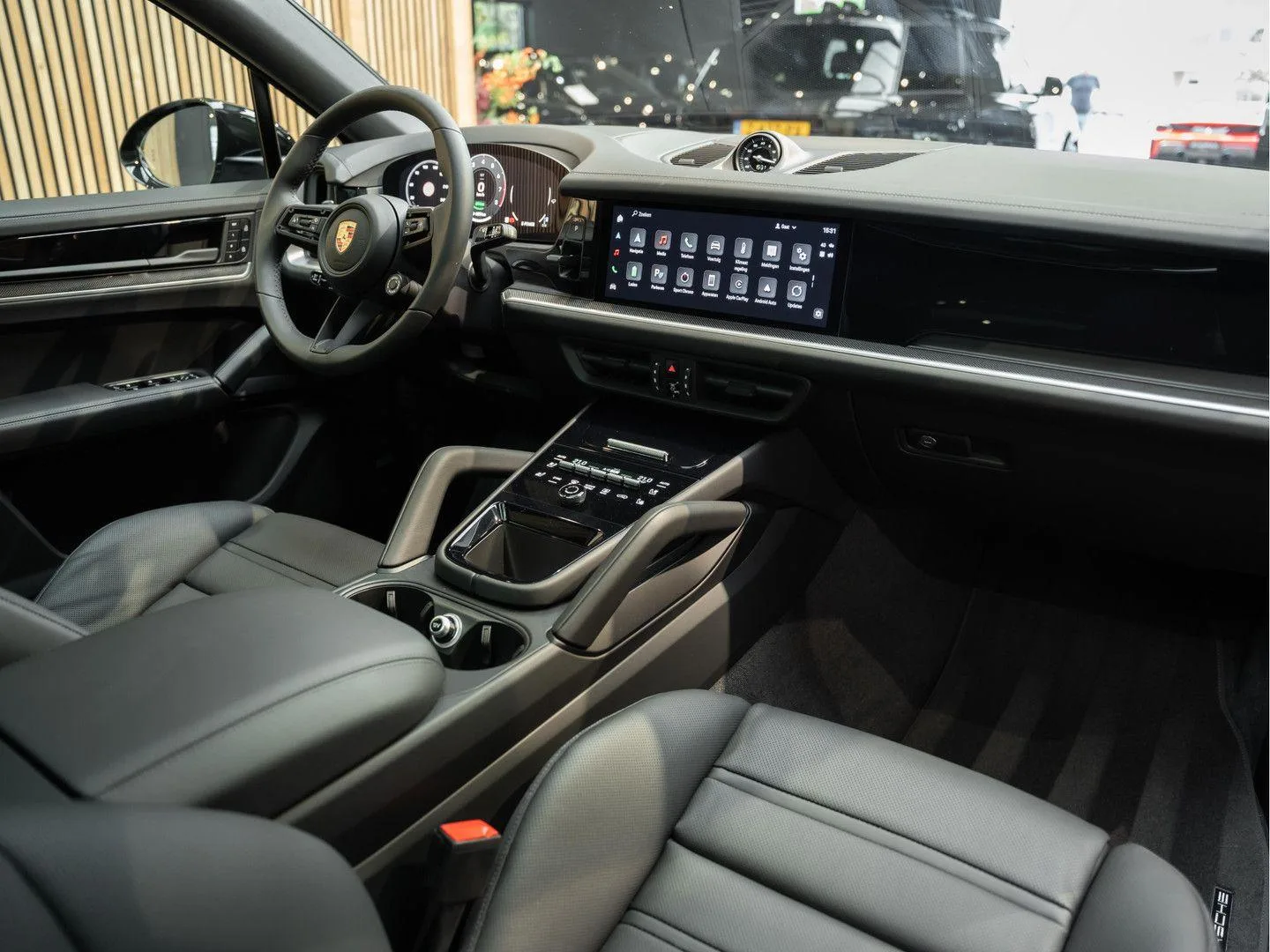 2024 Porsche Cayenne E-Hybrid Coupé, 9/30