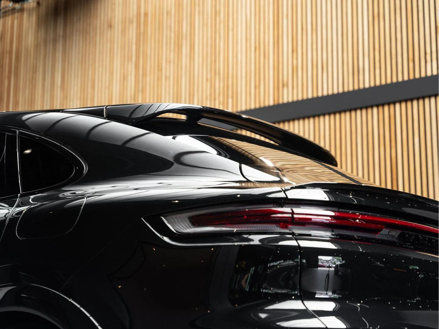 2024 Porsche Cayenne E-Hybrid Coupé, 19/30
