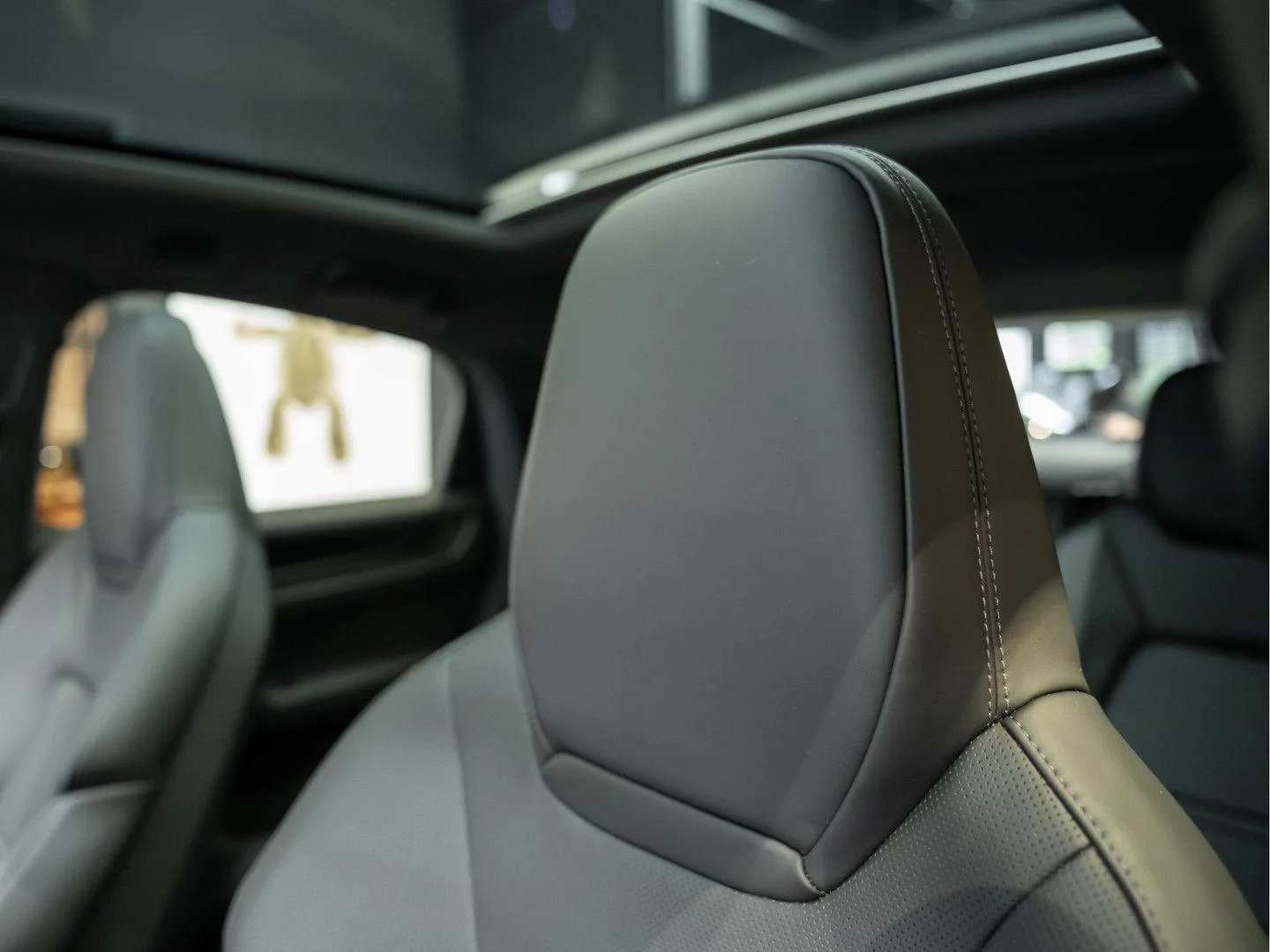 2024 Porsche Cayenne E-Hybrid Coupé, 29/30