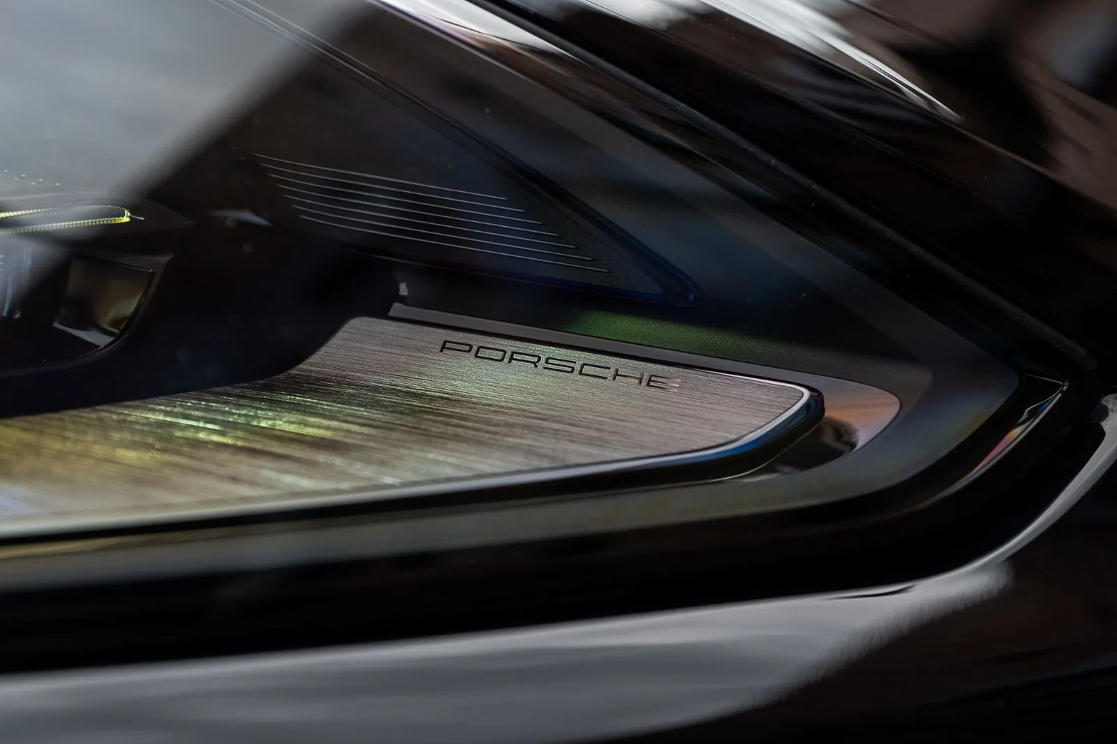 2024 Porsche Cayenne E-Hybrid, 8/30