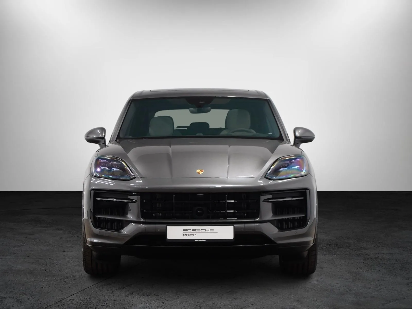 2024 Porsche Cayenne E-Hybrid, 2/26