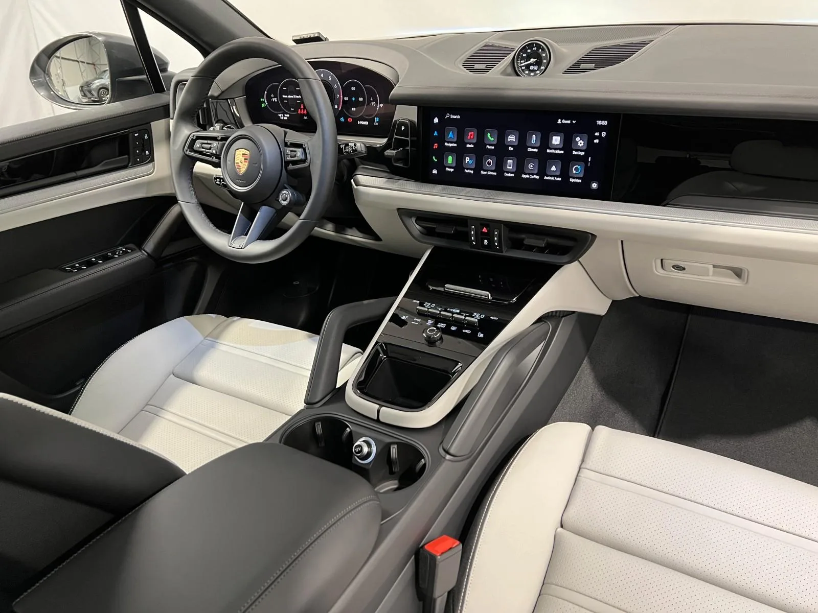 2024 Porsche Cayenne E-Hybrid, 22/26