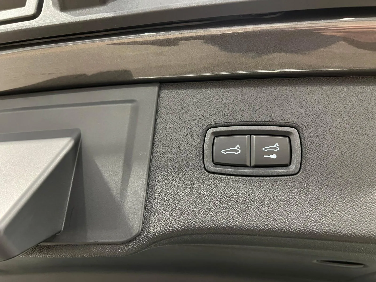 2024 Porsche Cayenne E-Hybrid, 25/26