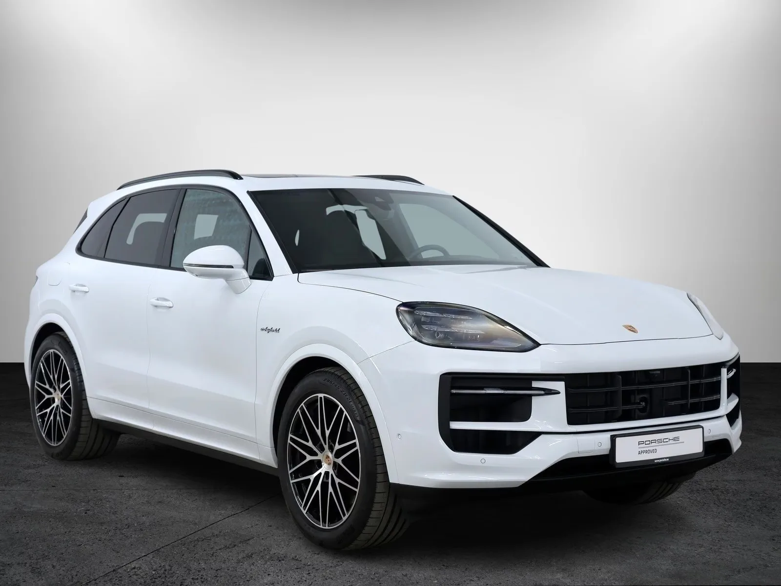 2024 Porsche Cayenne E-Hybrid, 3/29
