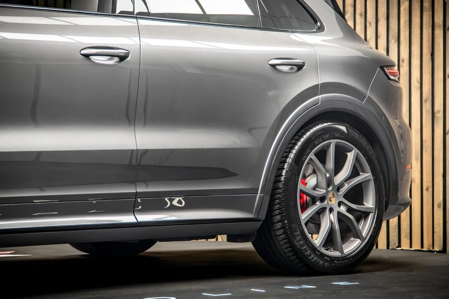 2024 Porsche Cayenne S, 15/30