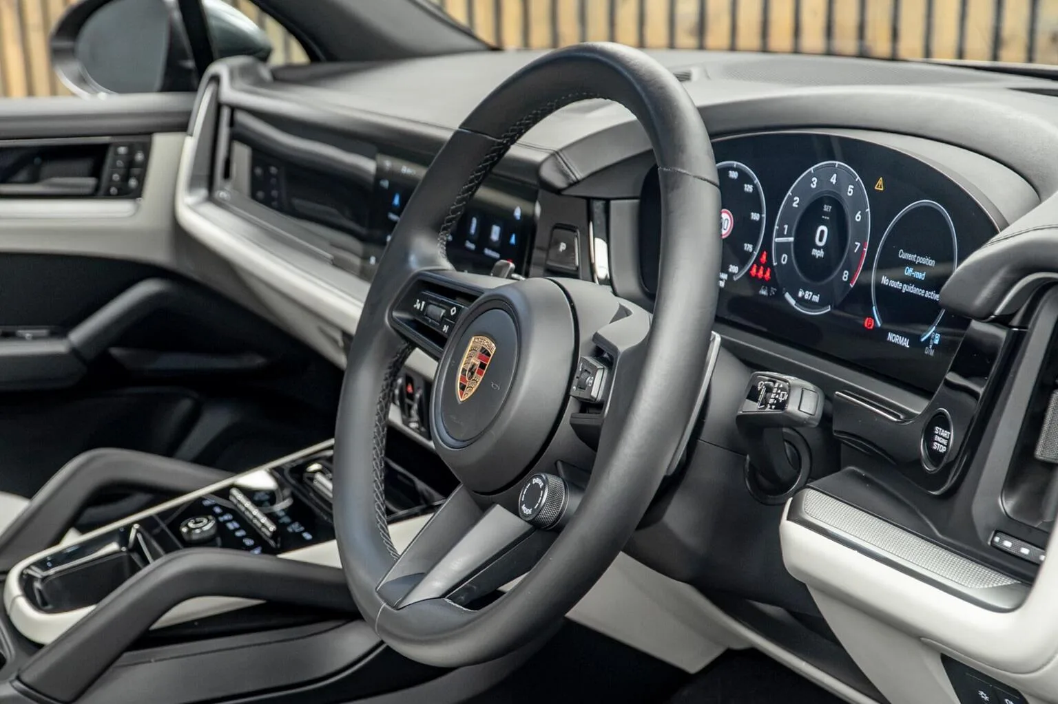 2024 Porsche Cayenne S, 27/30