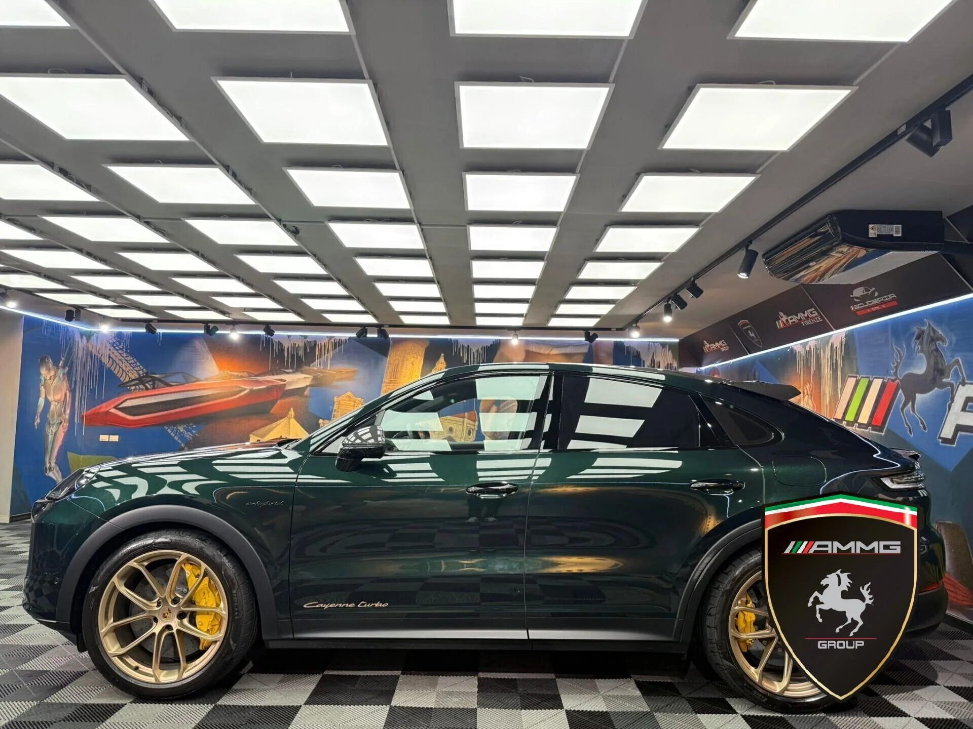 2024 Porsche Cayenne Turbo E-Hybrid Coupé GT Package, 4/15