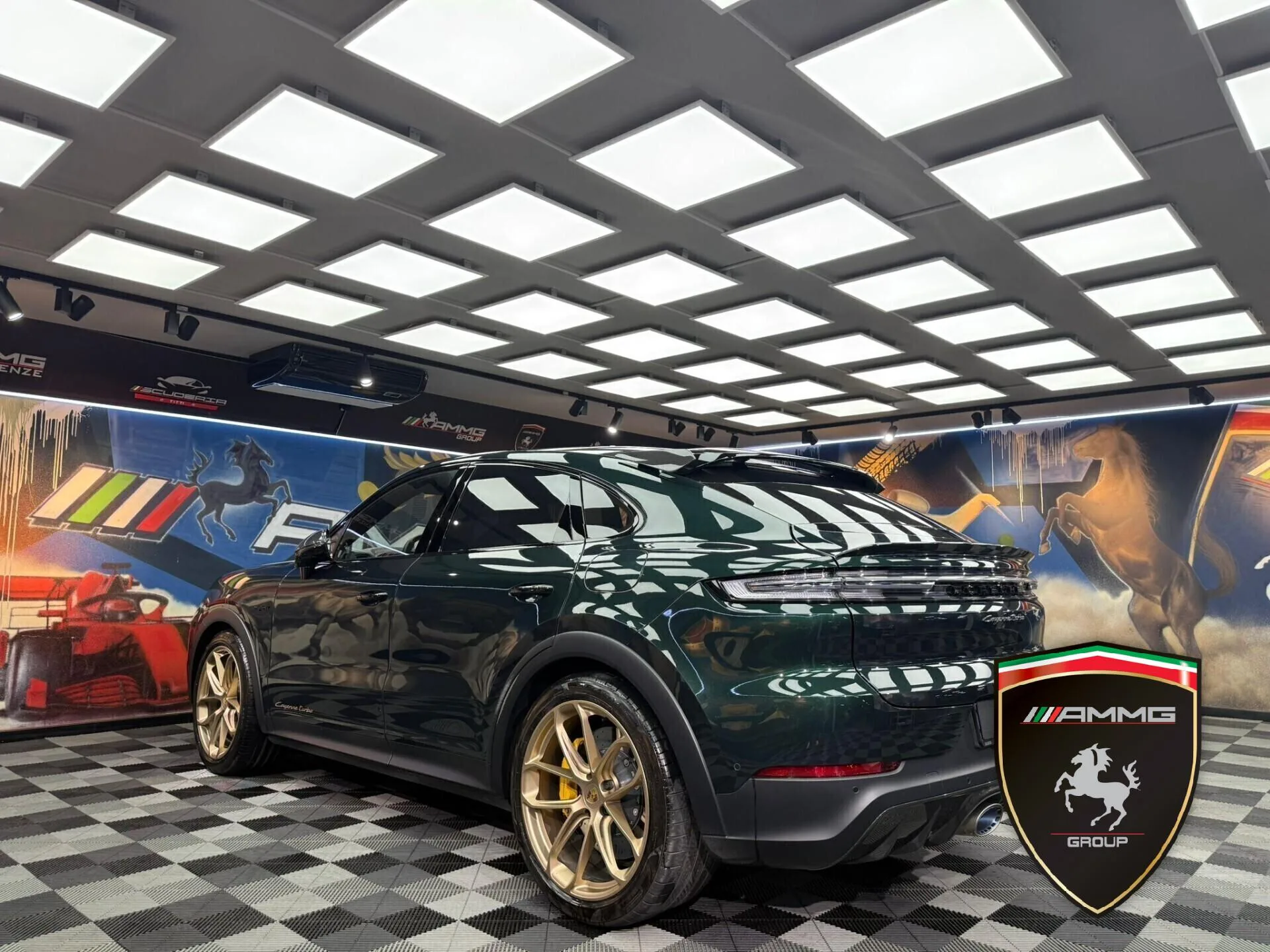 2024 Porsche Cayenne Turbo E-Hybrid Coupé GT Package, 7/15