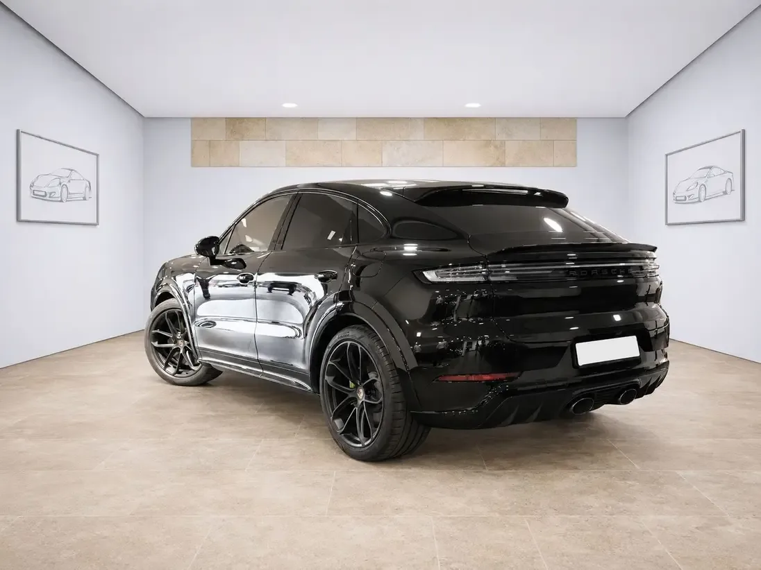 2024 Porsche Cayenne Turbo E-Hybrid Coupé, 4/22