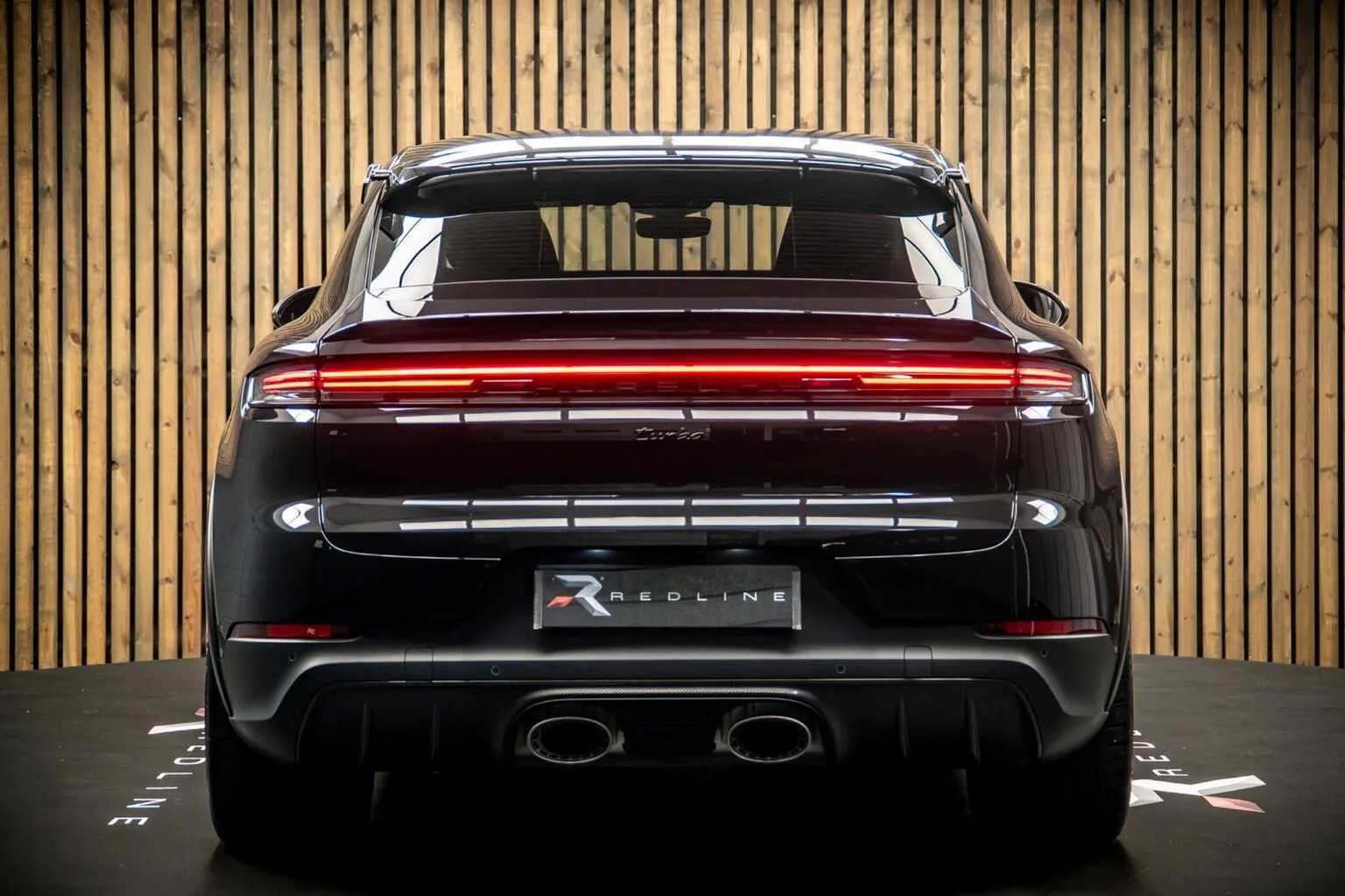 2024 Porsche Cayenne Turbo E-Hybrid Coupé, 6/30