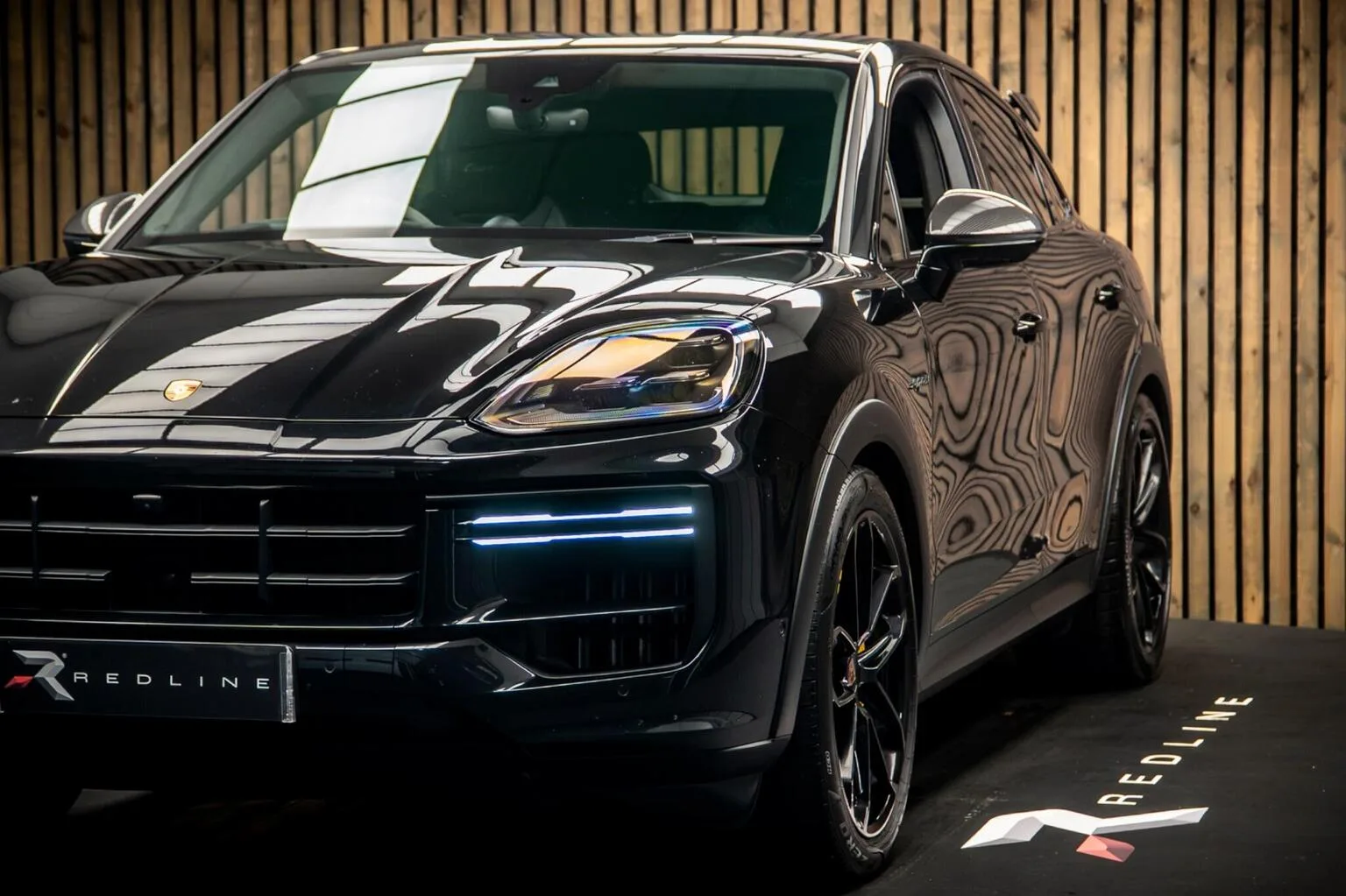 2024 Porsche Cayenne Turbo E-Hybrid Coupé, 12/30