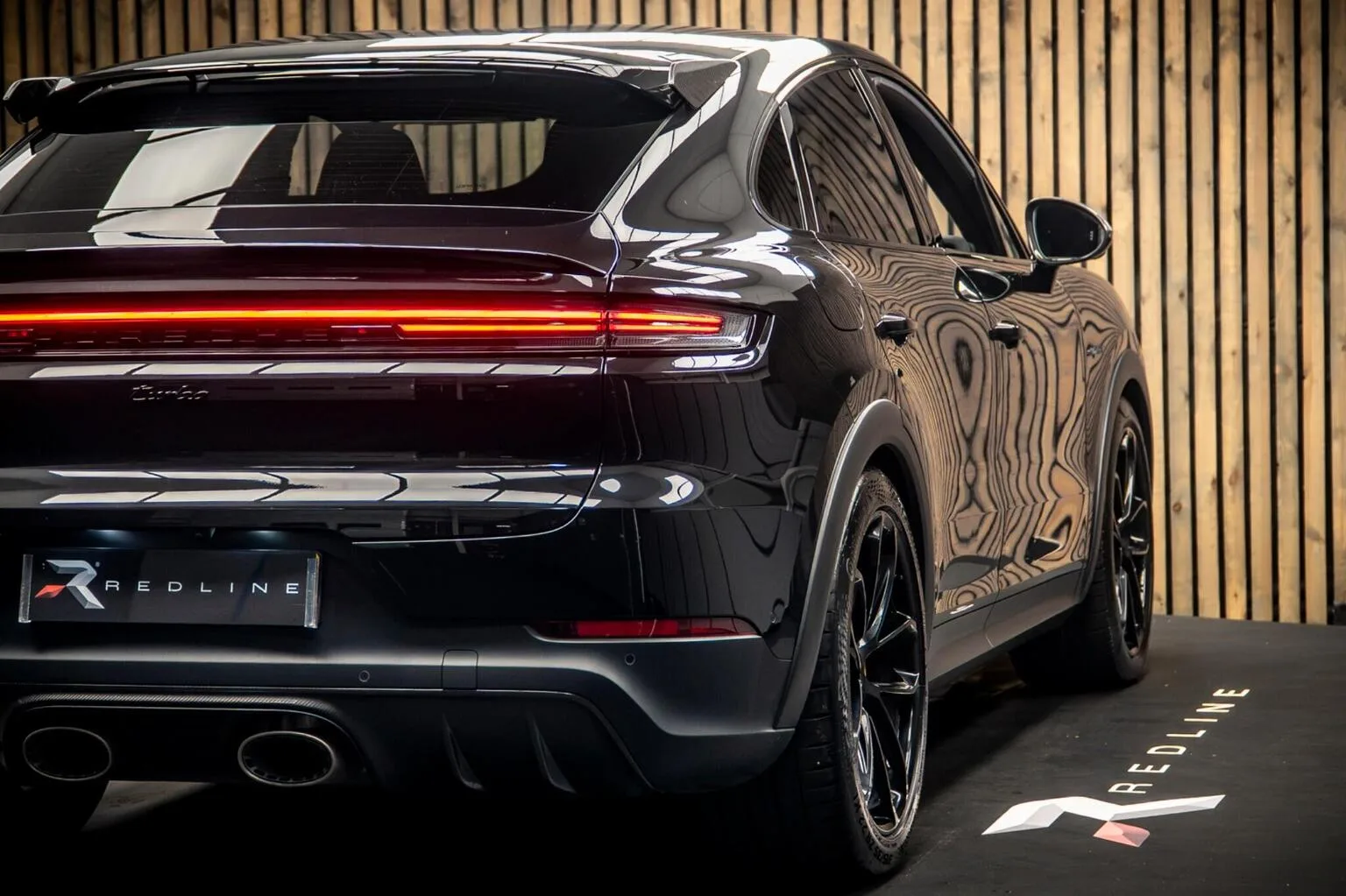 2024 Porsche Cayenne Turbo E-Hybrid Coupé, 20/30