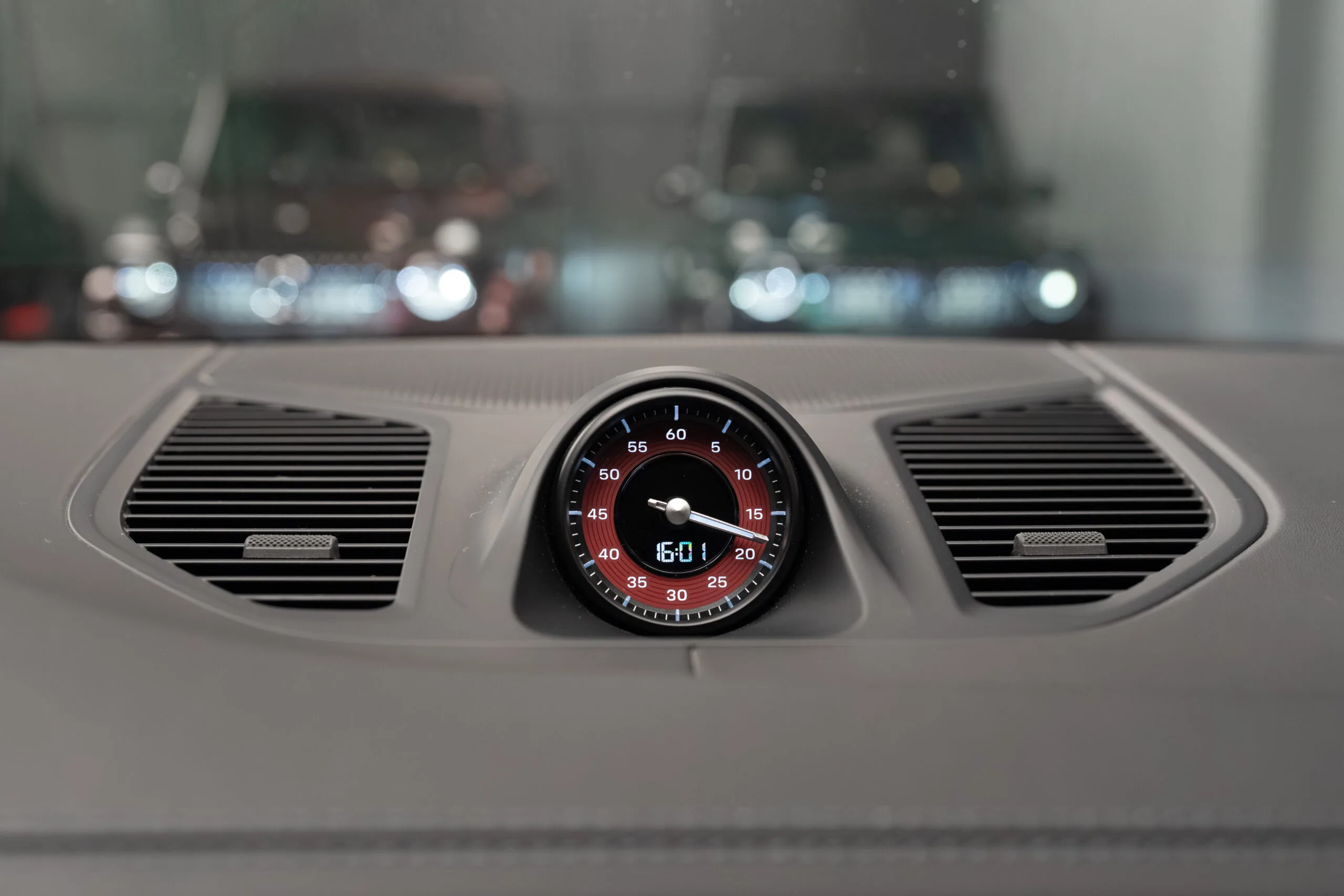 2024 Porsche Cayenne, 16/30