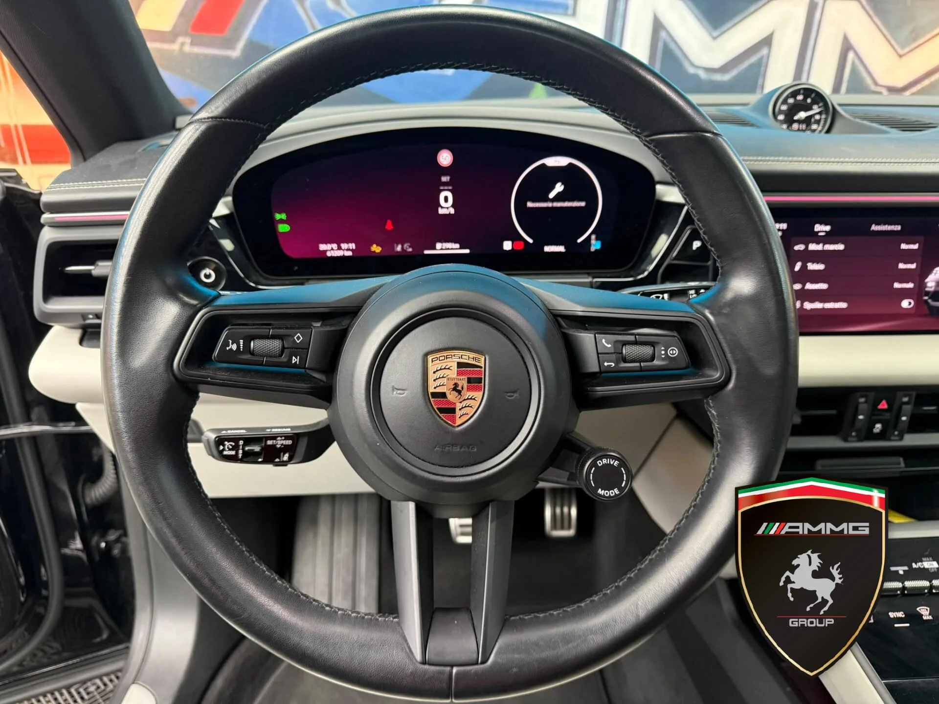 2024 Porsche Macan 4S Electric, 12/15