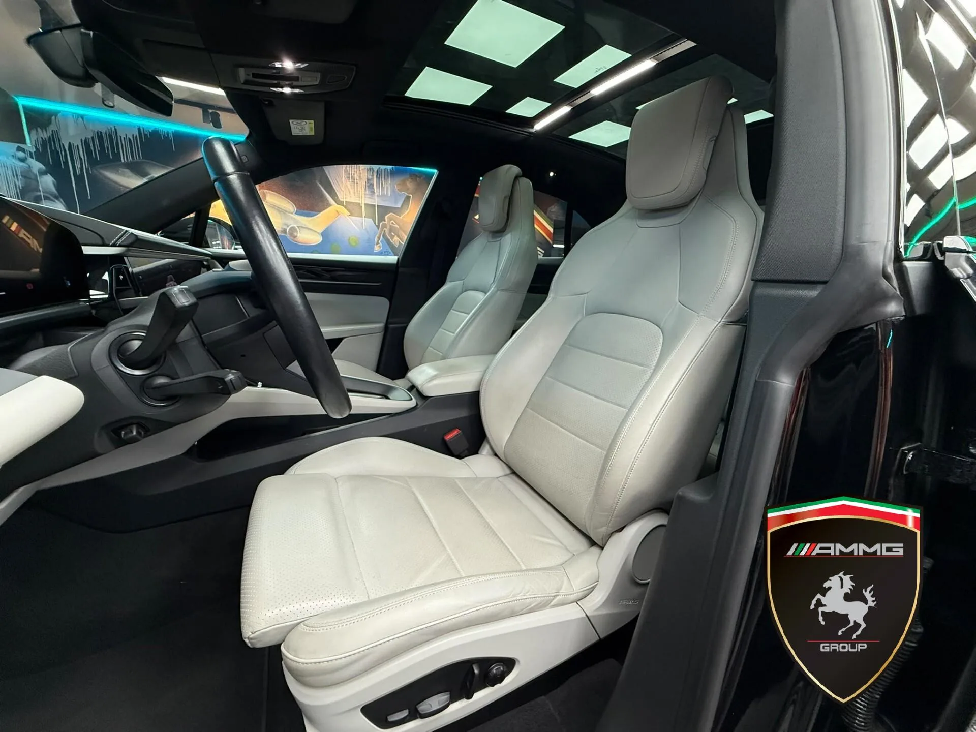 2024 Porsche Macan 4S Electric, 13/15