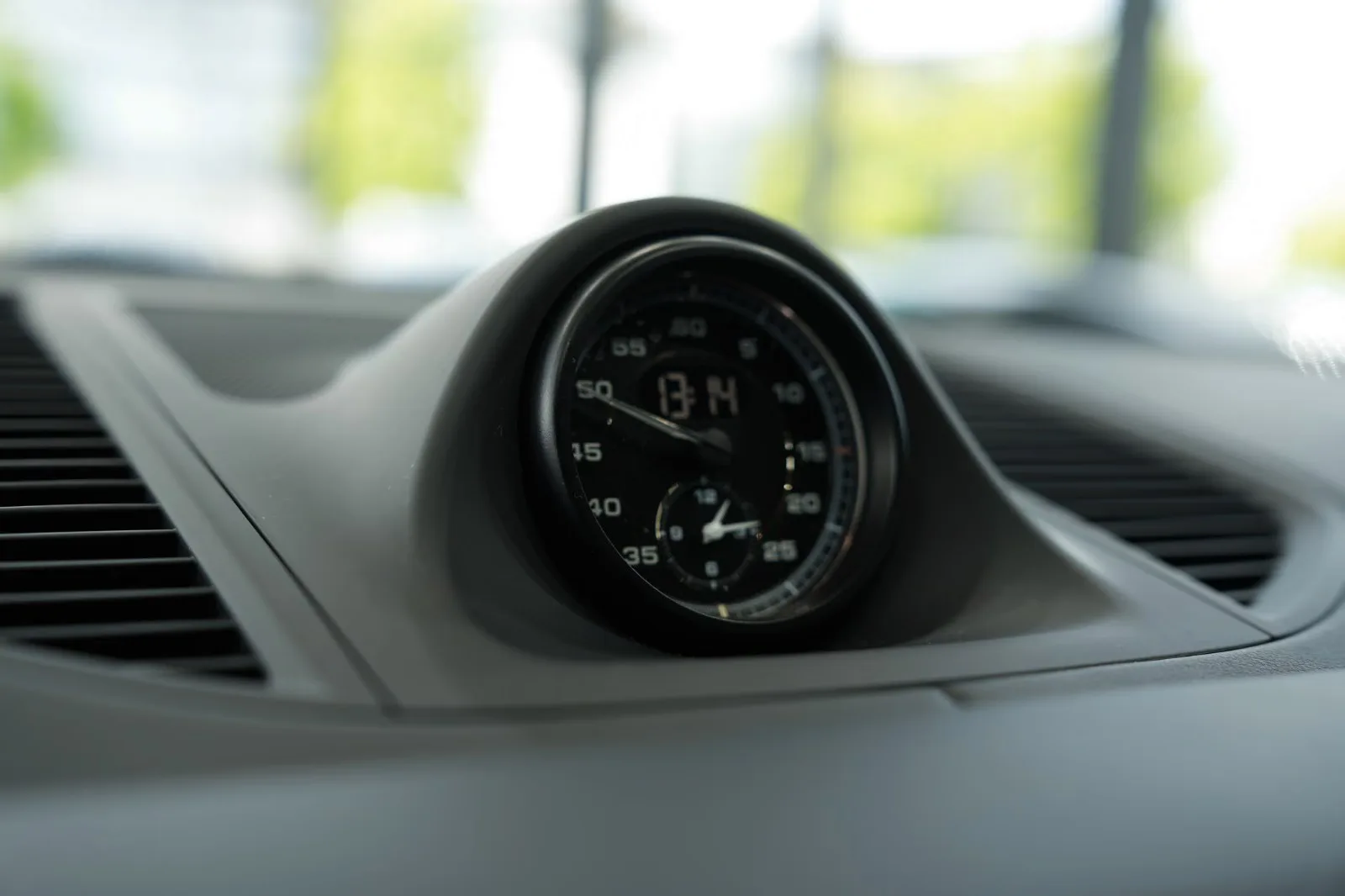 2024 Porsche Macan T, 21/25
