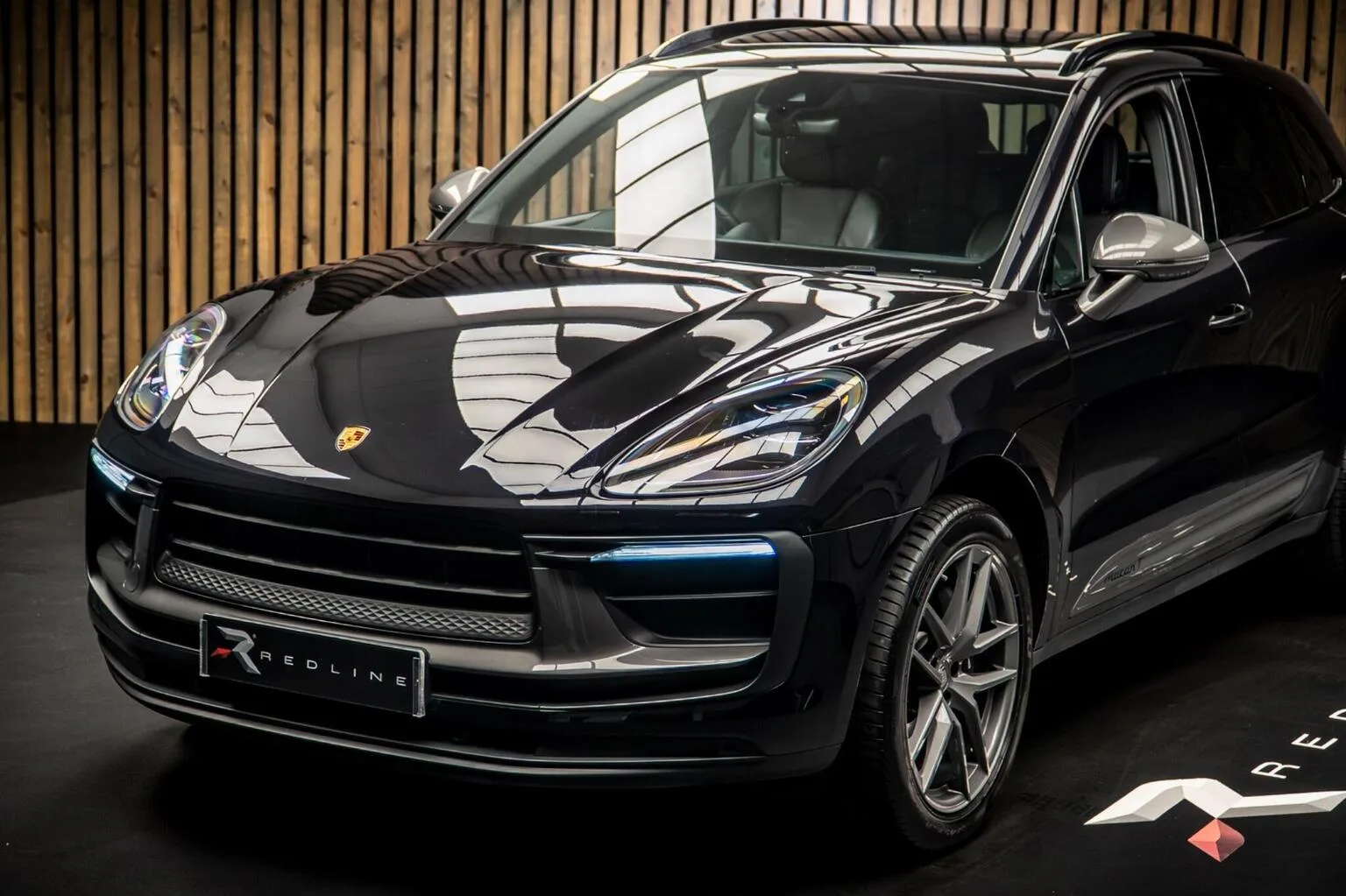 2024 Porsche Macan T, 14/30