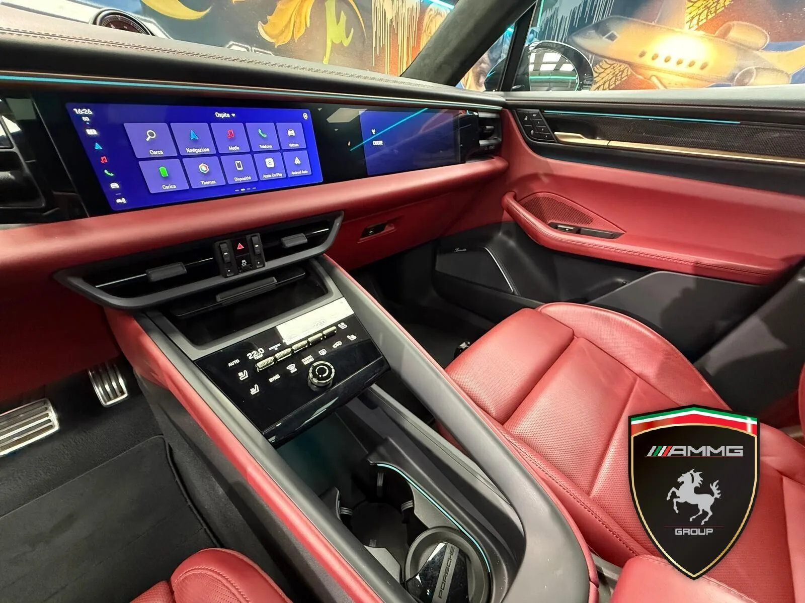 2024 Porsche Macan Turbo Electric, 15/15