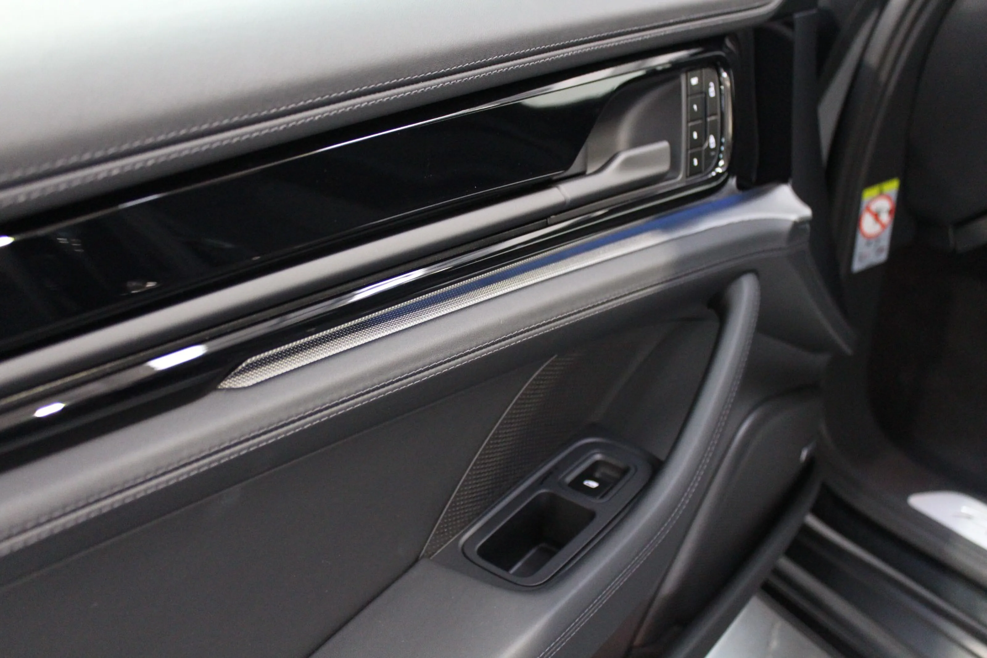 2024 Porsche Panamera 4S E-Hybrid, 13/23