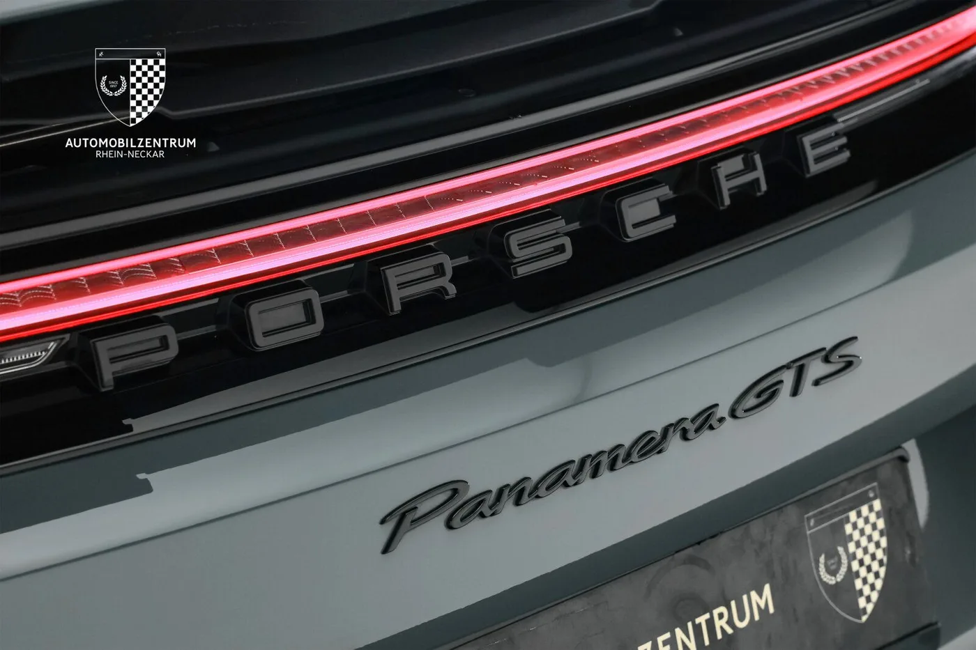 2024 Porsche Panamera GTS offered by a supercar dealer in Viernheim, Germany, photo 15 of 25