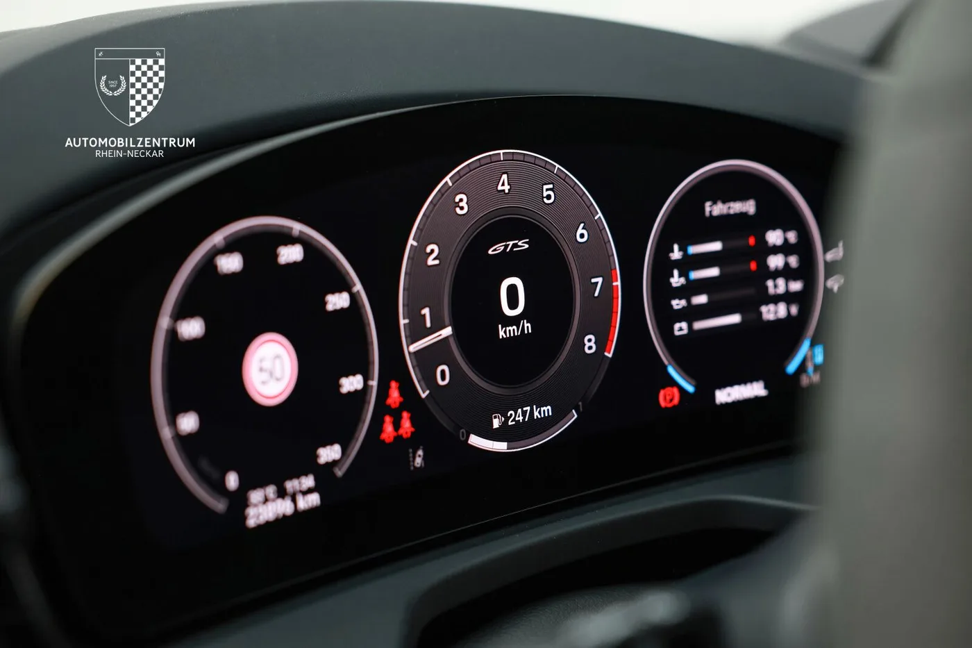 2024 Porsche Panamera GTS offered by a supercar dealer in Viernheim, Germany, photo 22 of 25