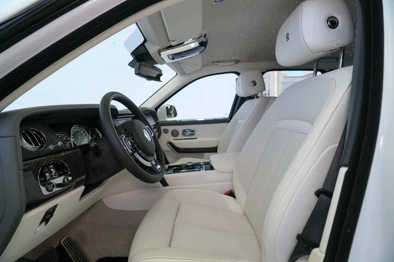 2024 Rolls-Royce Cullinan Black Badge, 9/17