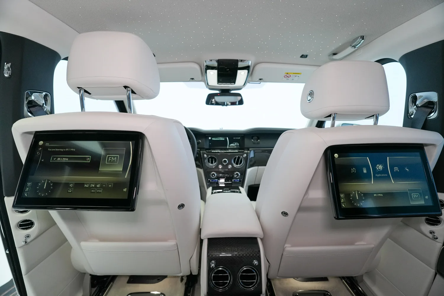 2024 Rolls-Royce Cullinan Black Badge, 15/17