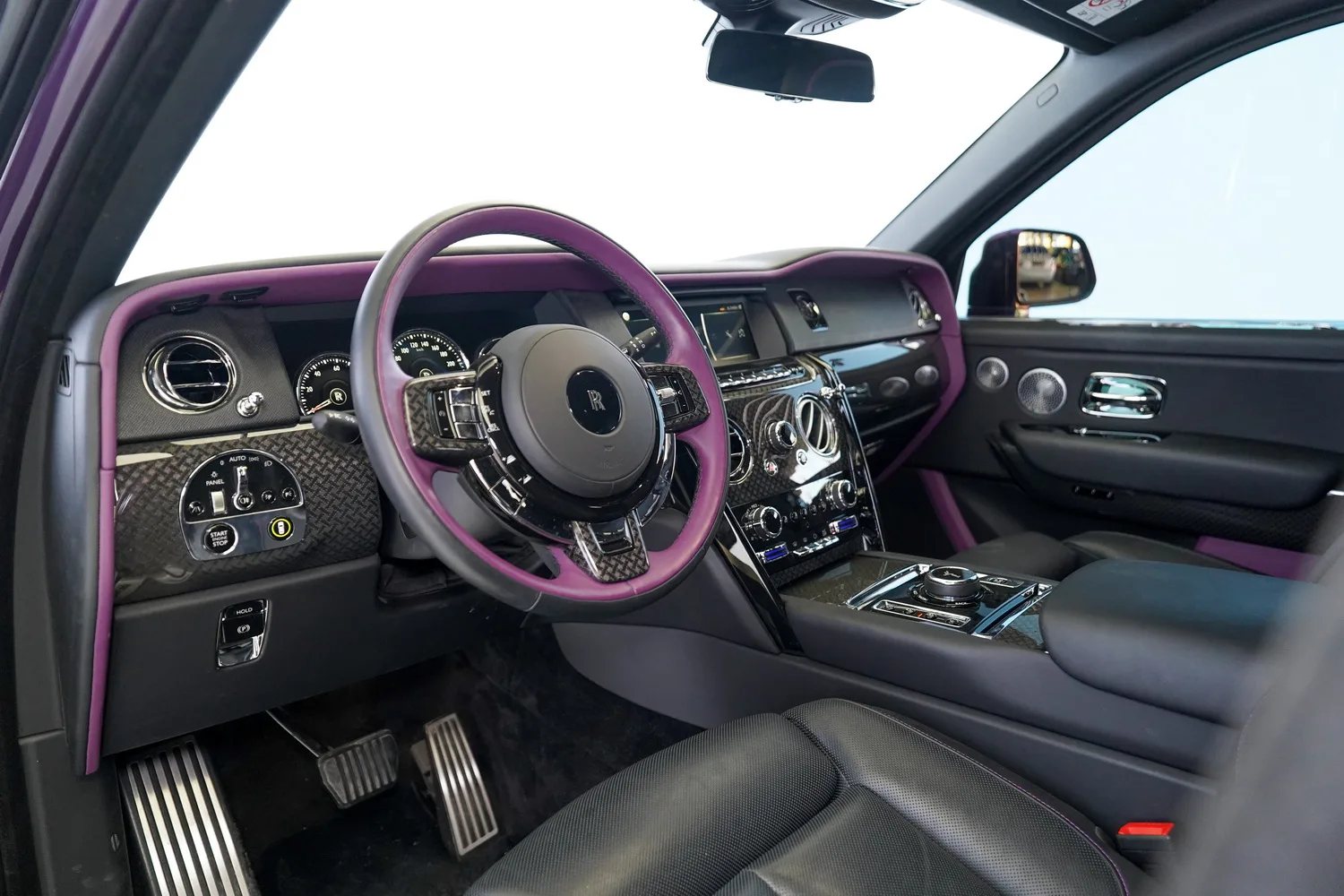 2024 Rolls-Royce Cullinan Black Badge, 6/14