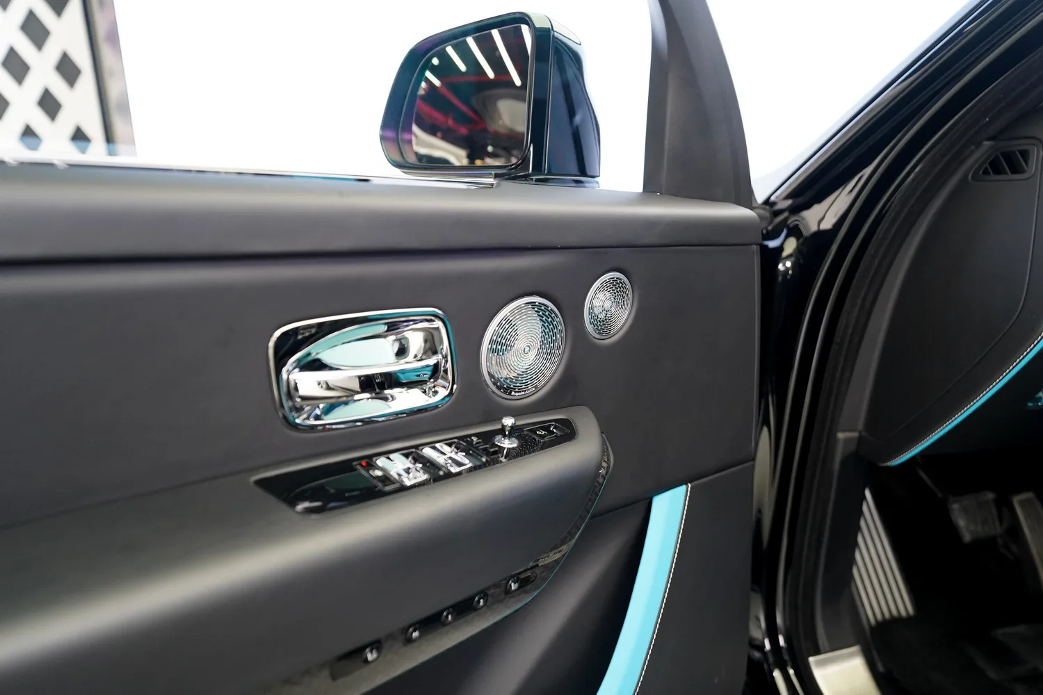 2024 Rolls-Royce Cullinan Black Badge, 6/16