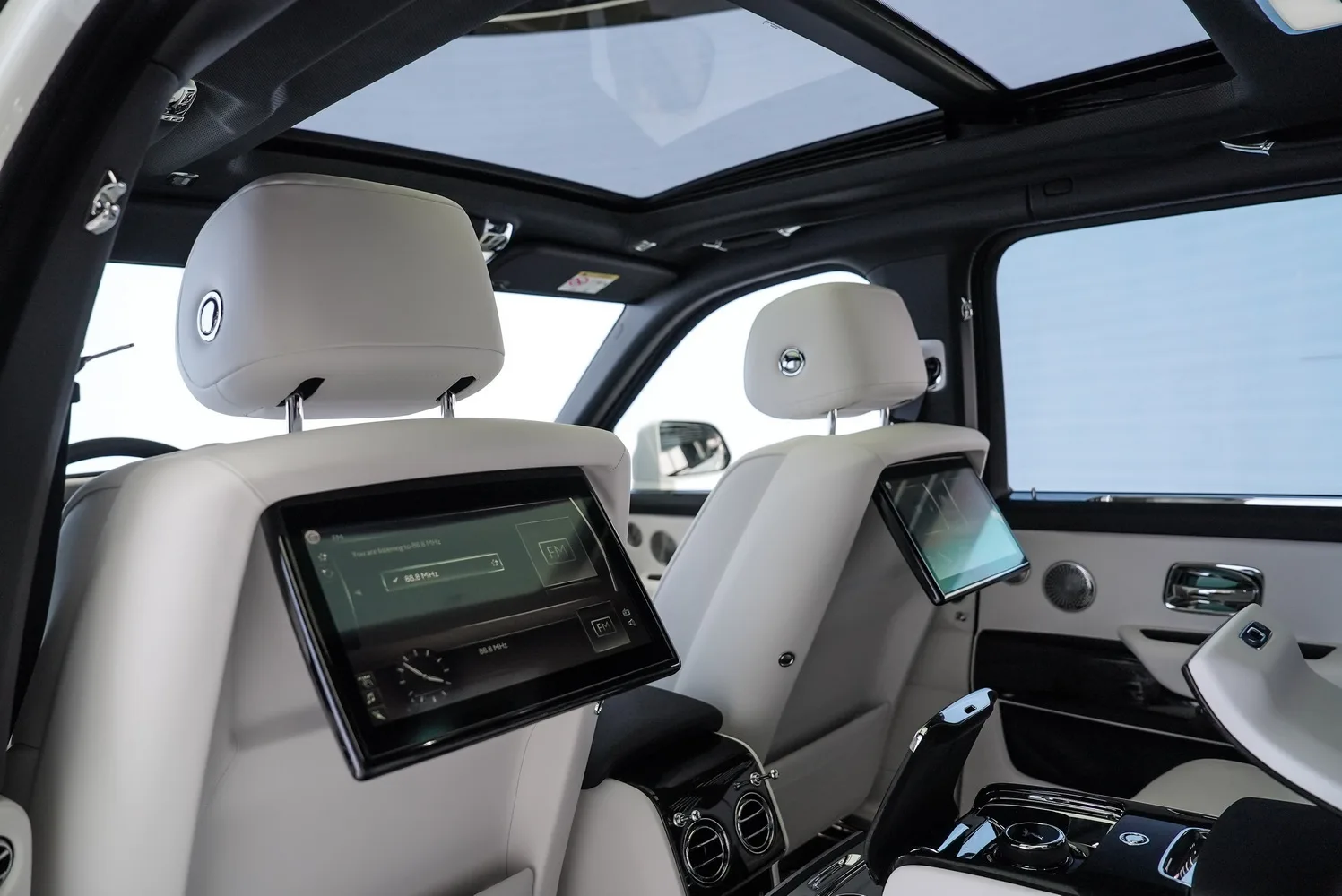 2024 Rolls-Royce Cullinan, 6/15