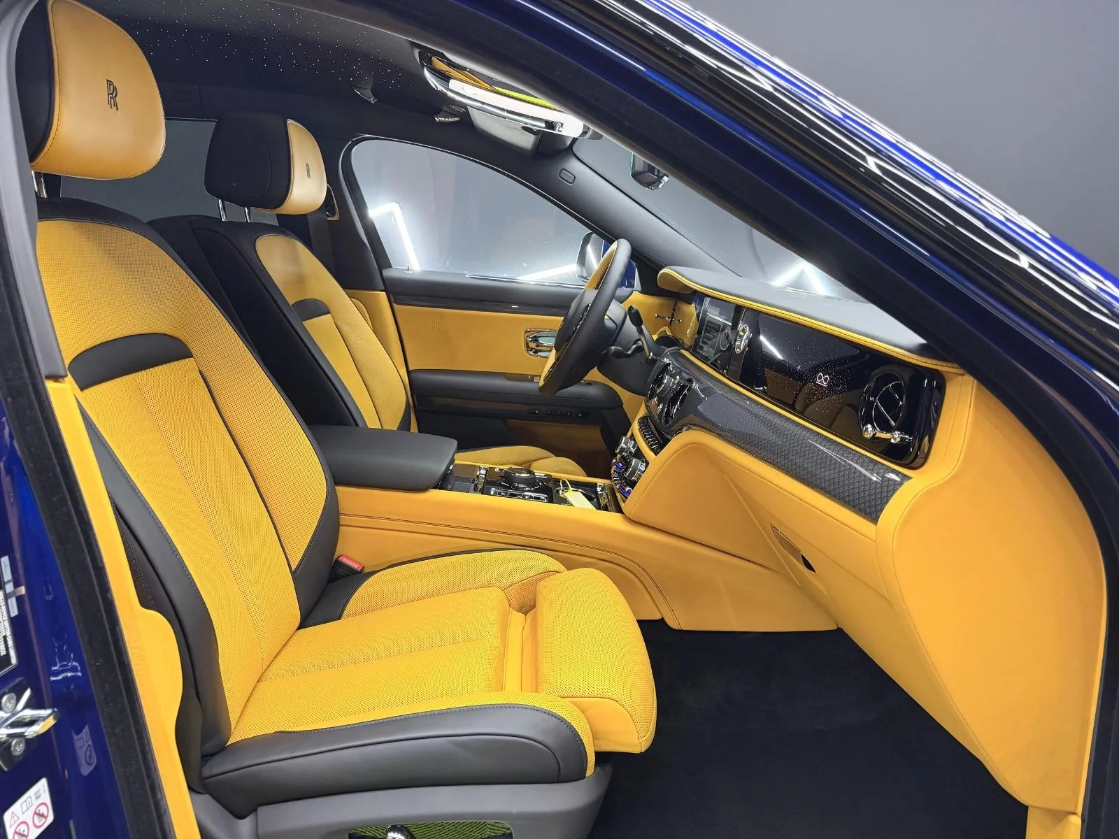 2024 Rolls-Royce Ghost Black Badge, 9/22