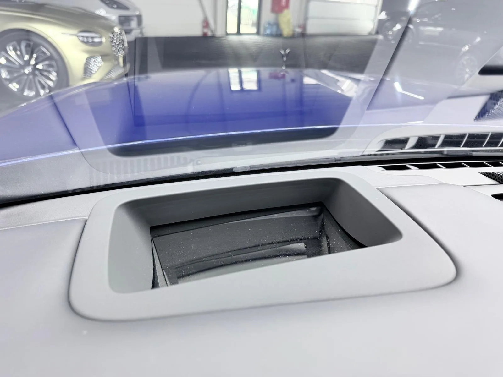 2024 Rolls-Royce Ghost Black Badge, 22/22