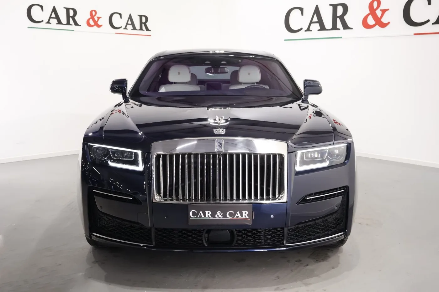2024 Rolls-Royce Ghost offered by a supercar dealer in Zibido San Giacomo, Italy, photo 3 of 23
