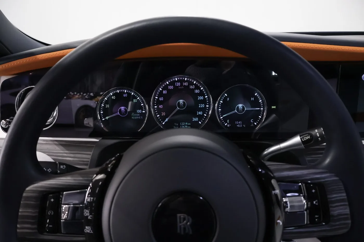 2024 Rolls-Royce Ghost offered by a supercar dealer in Zibido San Giacomo, Italy, photo 17 of 23