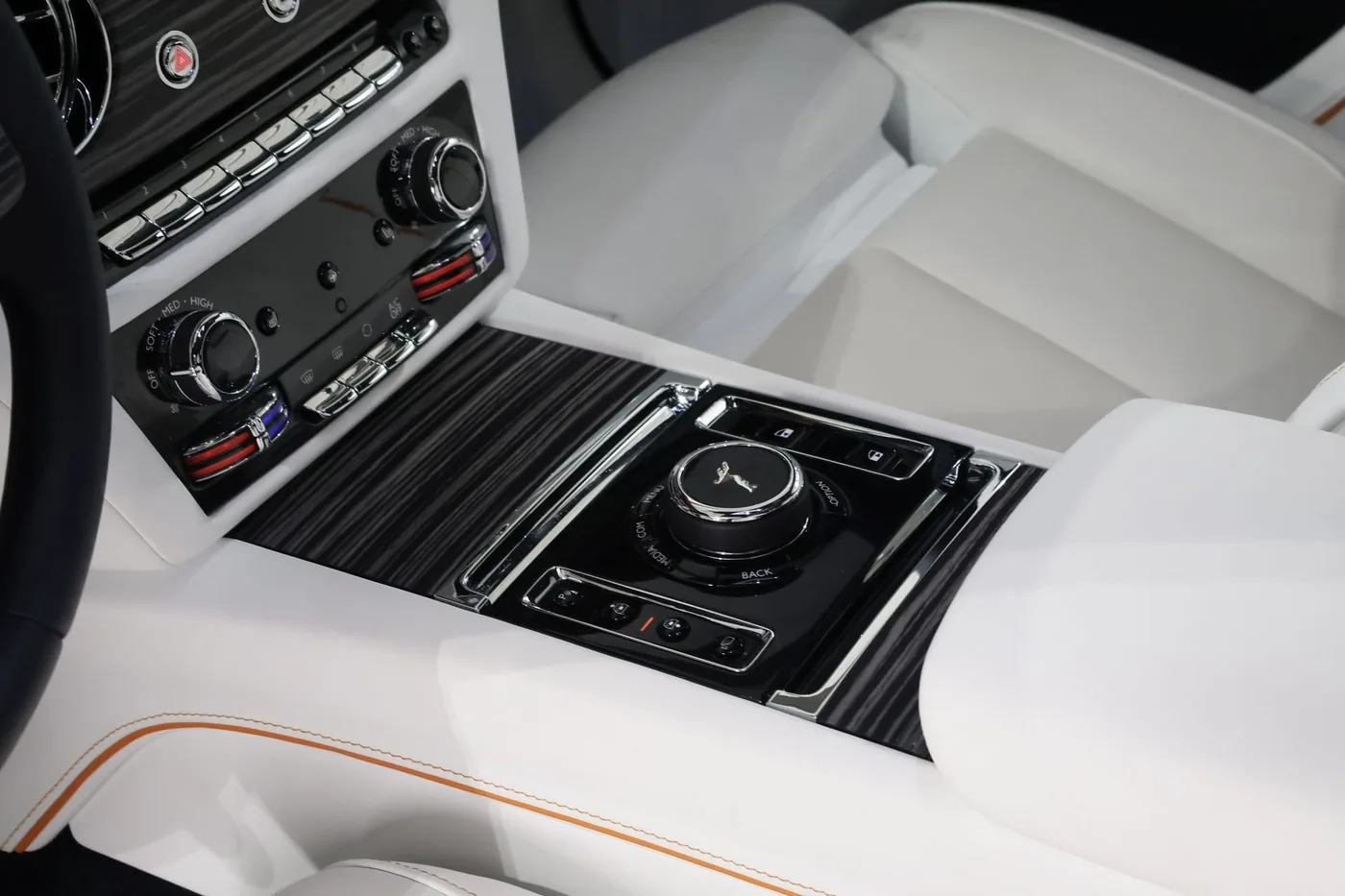 2024 Rolls-Royce Ghost offered by a supercar dealer in Zibido San Giacomo, Italy, photo 21 of 23