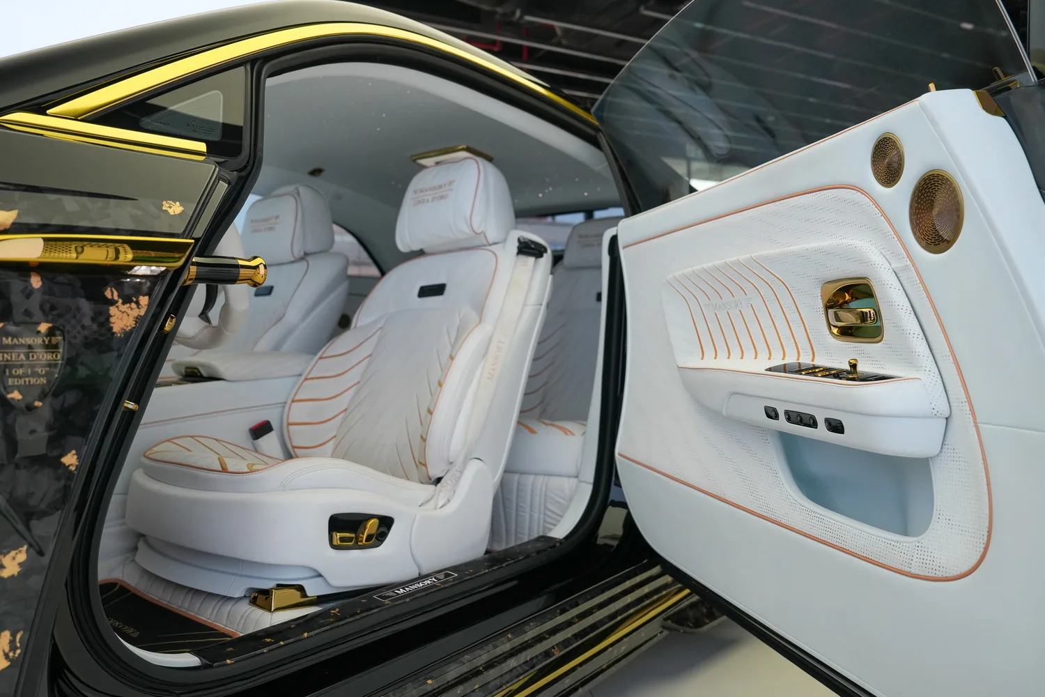 2024 Rolls-Royce Spectre by Mansory Linea d'Oro, 4/19