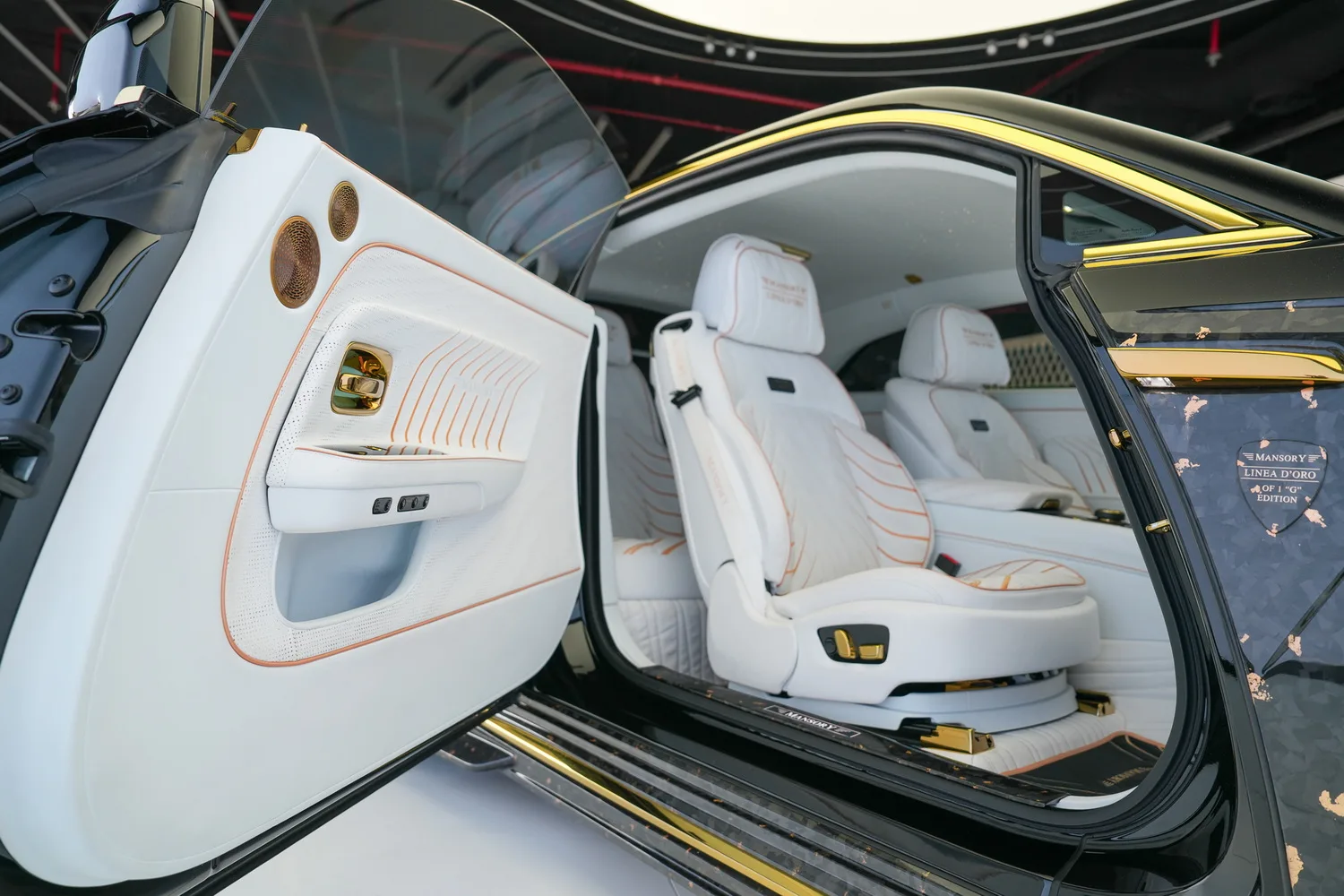 2024 Rolls-Royce Spectre by Mansory Linea d'Oro, 10/19