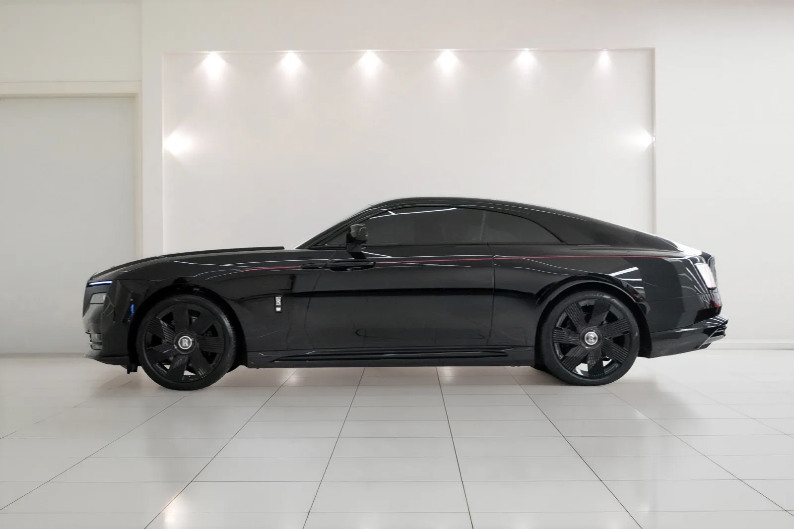 2024 Rolls-Royce Spectre, 2/13