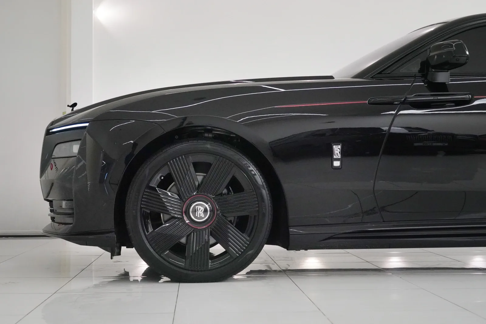 2024 Rolls-Royce Spectre, 6/13