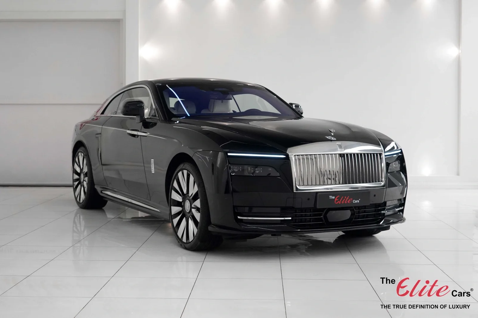 2024 Rolls-Royce Spectre angeboten von einem Fachhändler in Dubai, Vereinigte Arabische Emirate, Hauptfoto
