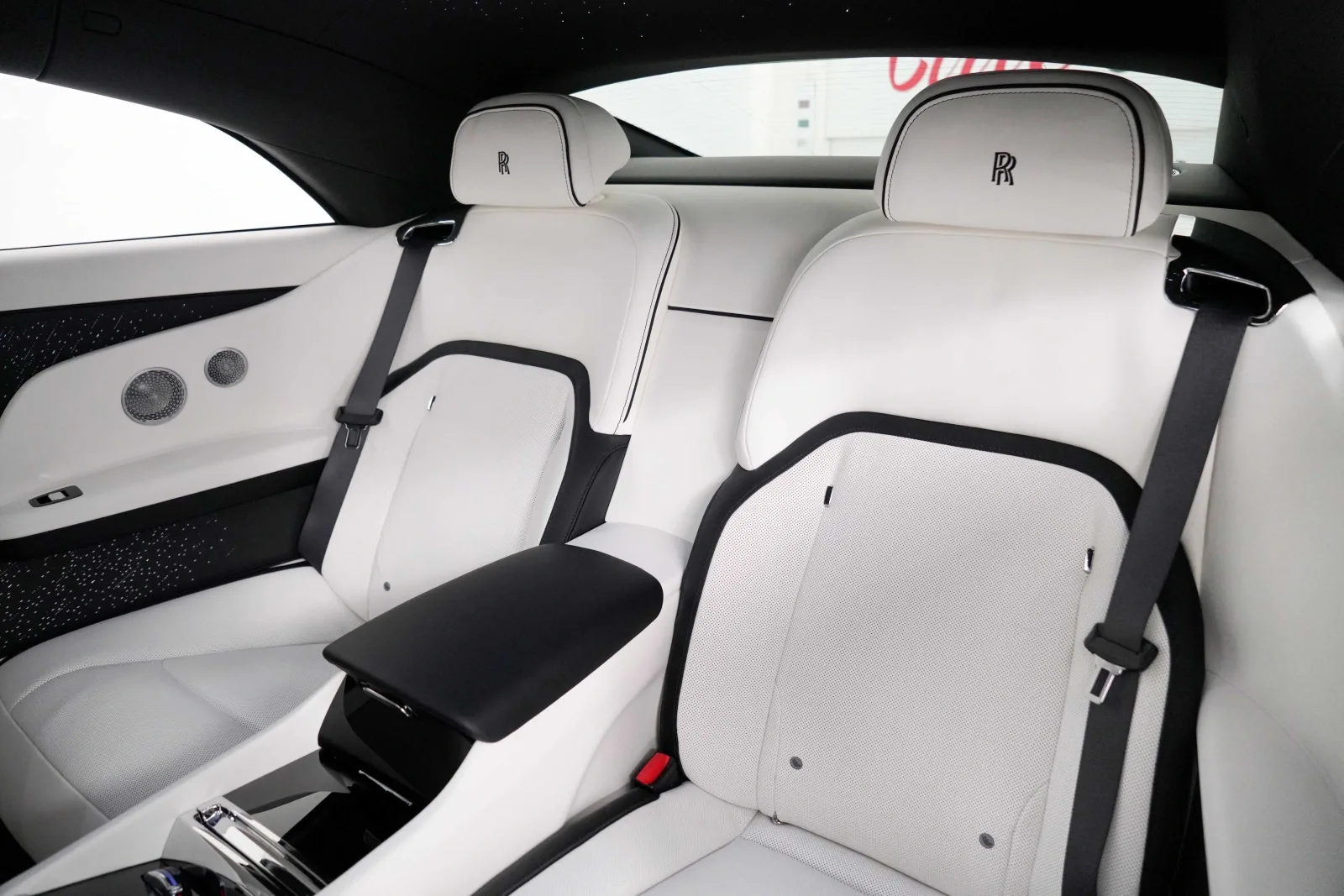 2024 Rolls-Royce Spectre, 18/21