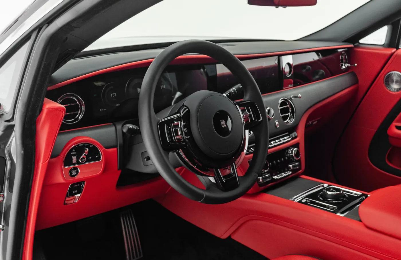 2024 Rolls-Royce Spectre angeboten von einem Fachhändler in Dubai, Vereinigte Arabische Emirate, Foto 5 von 10