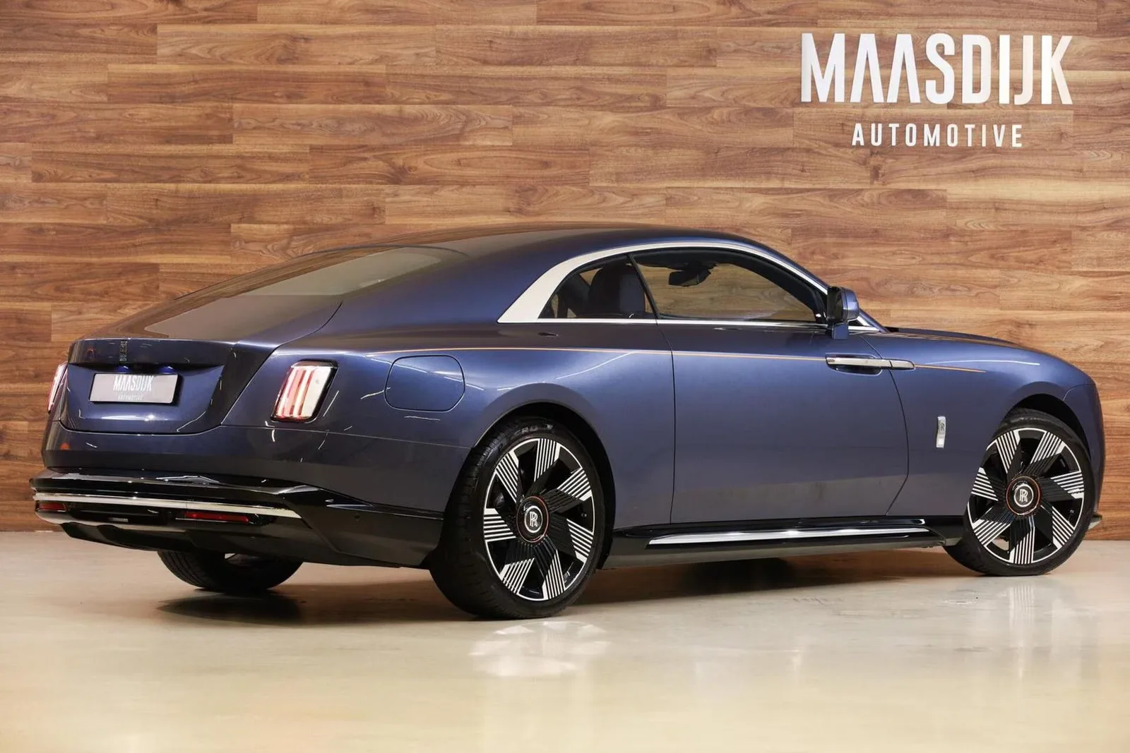2024 Rolls-Royce Spectre, 8/30