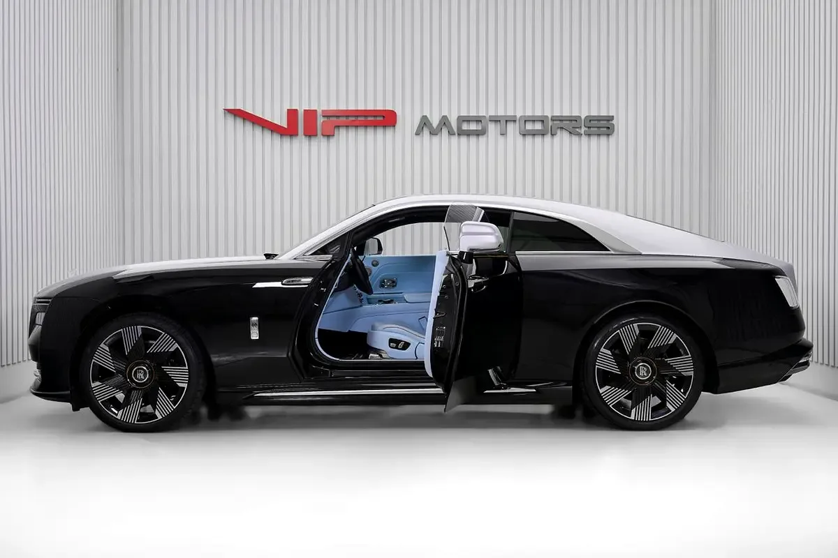 2024 Rolls-Royce Spectre, 8/12