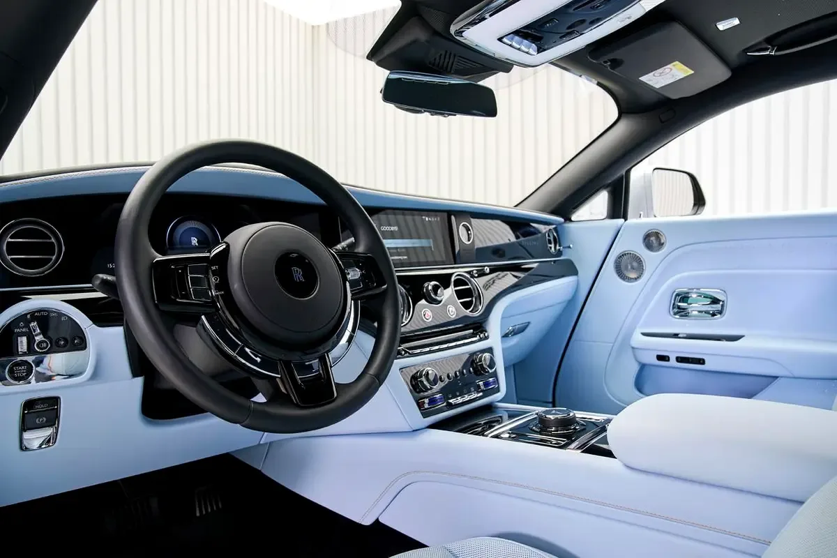 2024 Rolls-Royce Spectre, 10/12