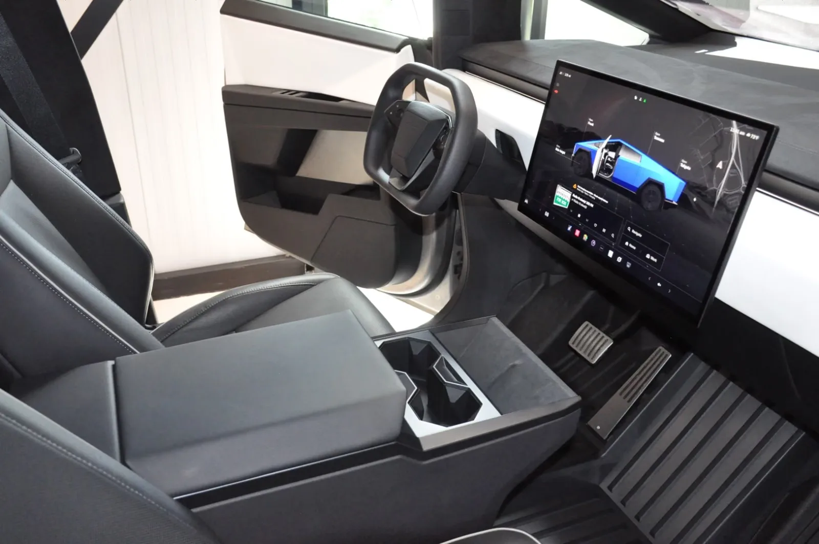 2024 Tesla Cybertruck Cyberbeast, 6/16