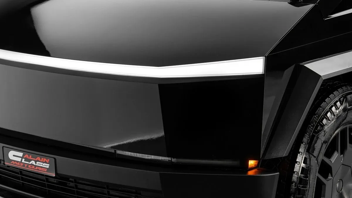 2024 Tesla Cyberbeast angeboten von einem Fachhändler in Dubai, Vereinigte Arabische Emirate, Foto 7 von 25
