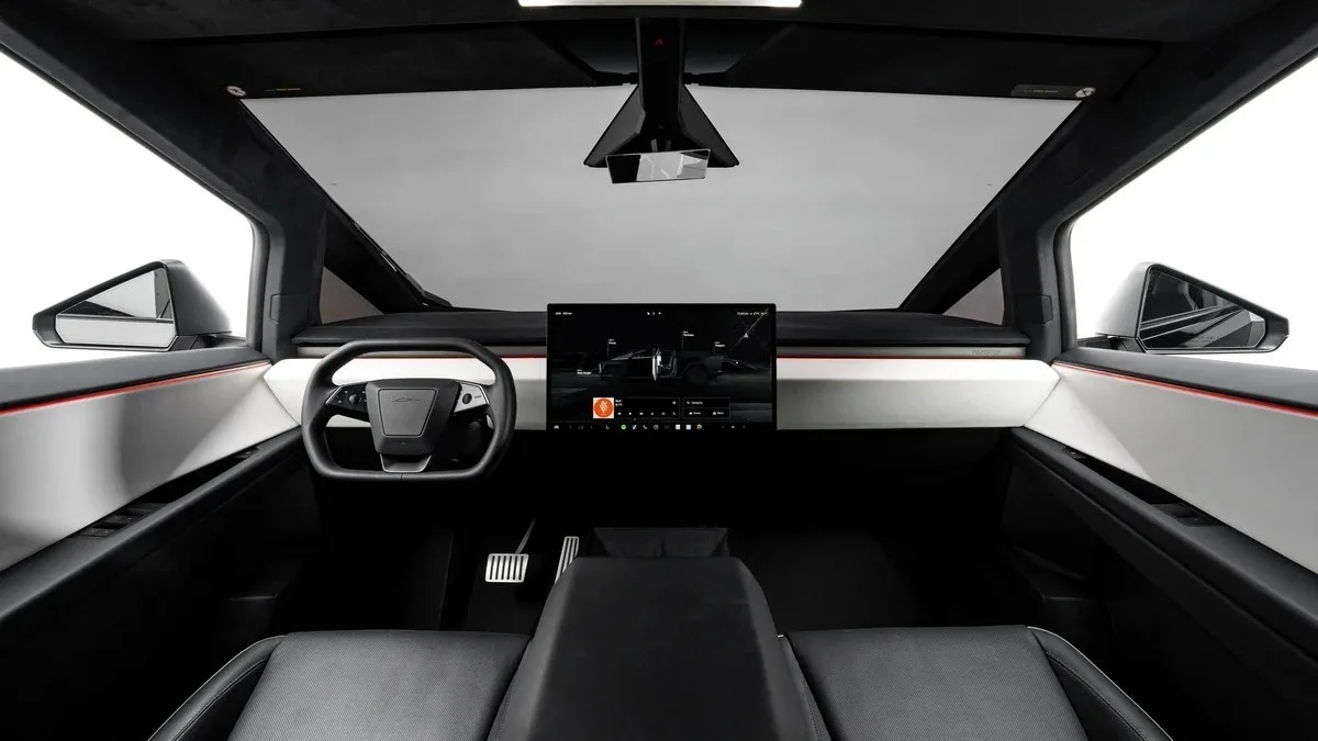 2024 Tesla Cyberbeast angeboten von einem Fachhändler in Dubai, Vereinigte Arabische Emirate, Foto 14 von 25