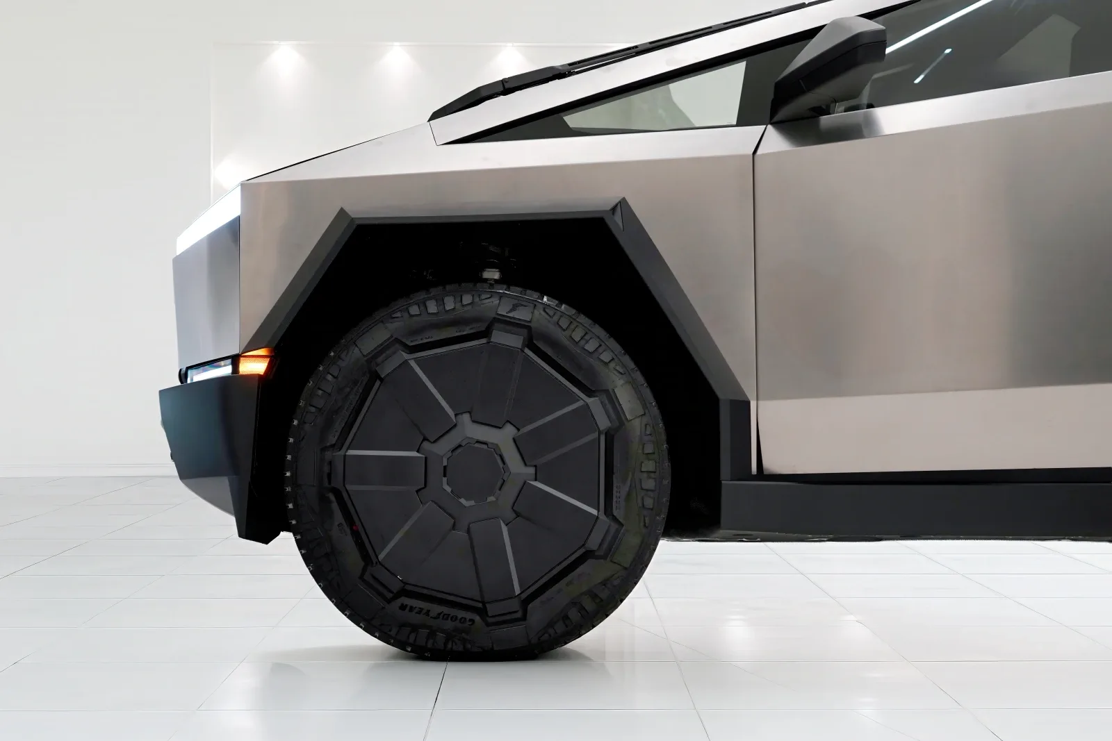 2024 Tesla Cybertruck Cyberbeast, 6/16